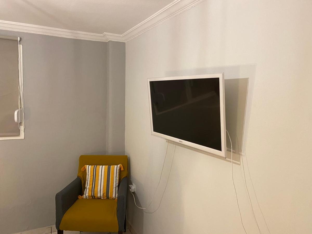 Olas 1-Bedroom Apartment Near The Center Of Athen Exterior foto