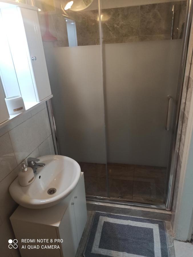 Olas 1-Bedroom Apartment Near The Center Of Athen Exterior foto